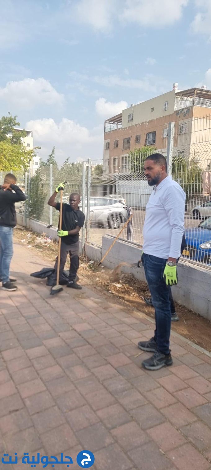 يومًا مميزًا للتطوع بمشاركة جميع الطلاب في مدرسة اورط التكنولوجية العربية الرملة